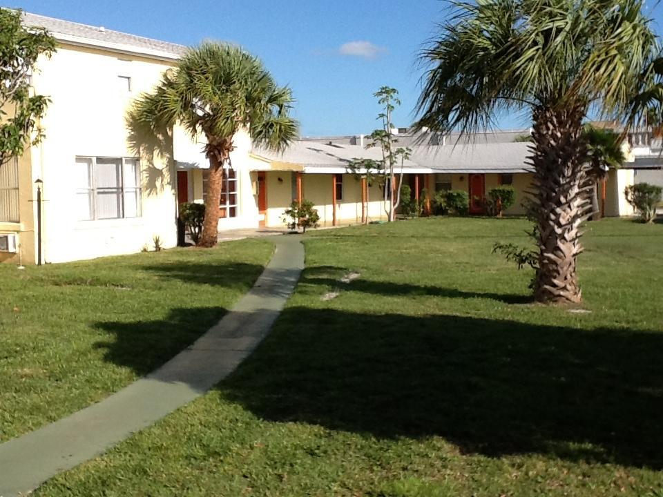 Sunset Inn- Fort Pierce, FL Exterior foto