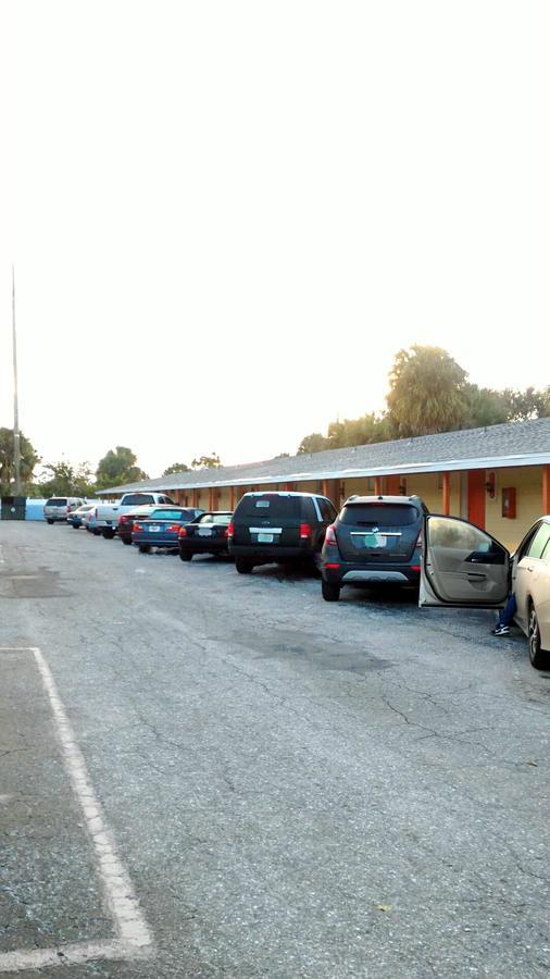 Sunset Inn- Fort Pierce, FL Exterior foto