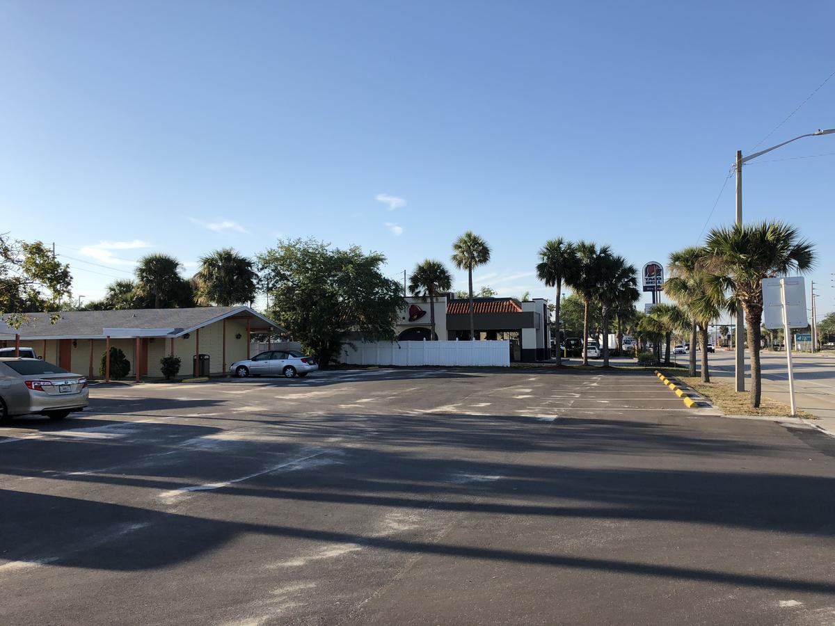 Sunset Inn- Fort Pierce, FL Exterior foto