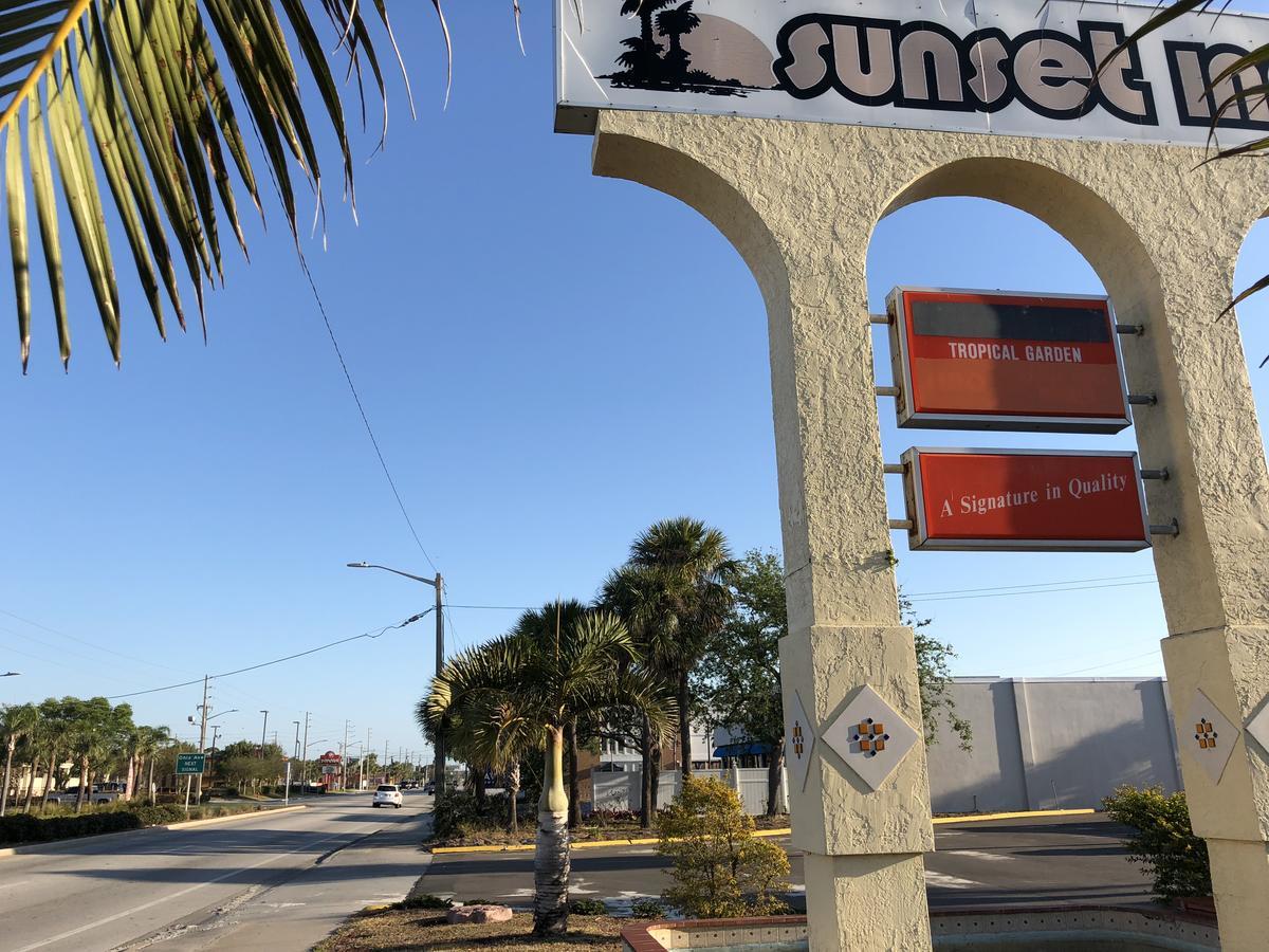 Sunset Inn- Fort Pierce, FL Exterior foto