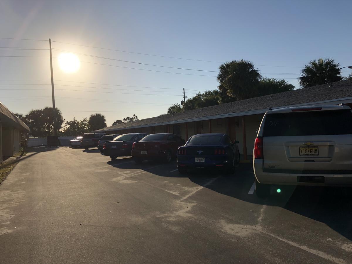 Sunset Inn- Fort Pierce, FL Exterior foto
